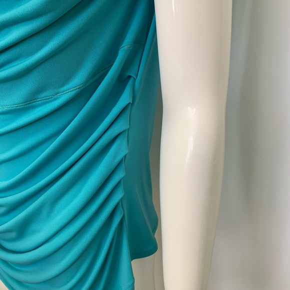 EVA VARRO SLEEVELESS,DRAPED NECK ,PLEATED SIDE TOP - Picture 2 of 4